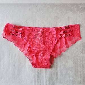 🔥💕NWT PINK Victoria's Secret Cheeky panties Raspberry hot pink floral lace